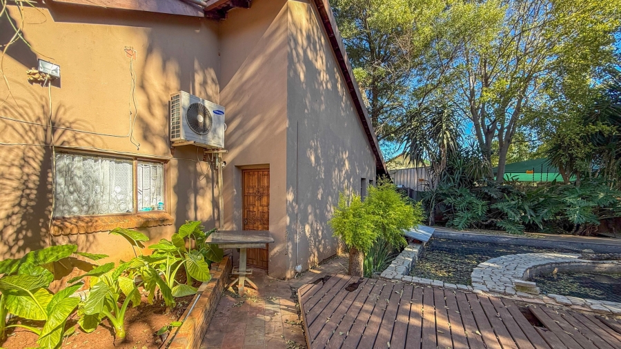 4 Bedroom Property for Sale in Melodie North West